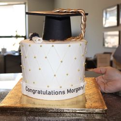 Palermo's Cafe & Bakery - Graduation Cake