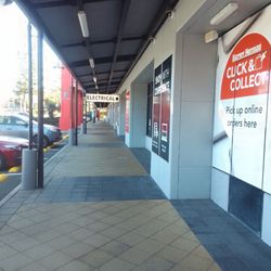 Harvey Norman - Store front