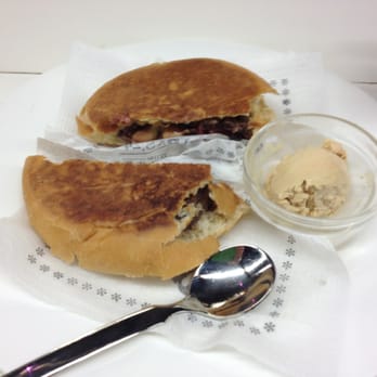 Tapas 24 - Mc foie burger. Awesome - Tapas Bars Near Me - Barcelona, B