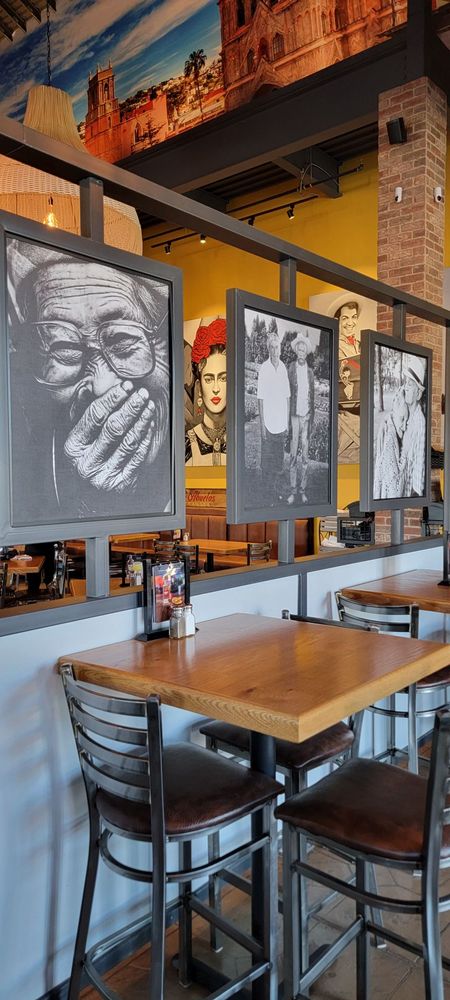 Los Abuelos Mexican Grill
