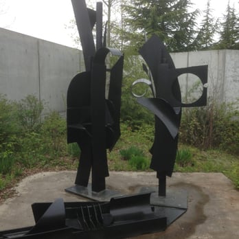 Olympic Sculpture Park - Parks Near Me - Seattle, Washington Olympic Sculpture Park - Parks Near Me - Seattle, Washington