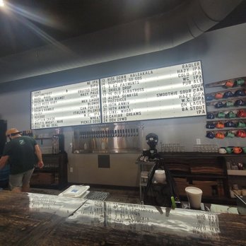 Roughtail Brewing - Bar area with menu - Brewpubs Near Me - Oklahoma City, Oklahoma