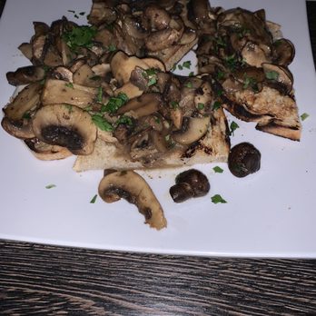 Luce - Mushroom Toast - Italian Near Me - Norfolk, Virginia