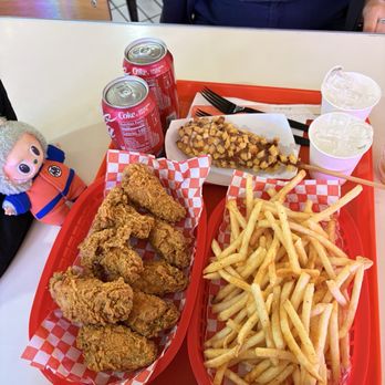 Ellie Julie - Chicken Shop Near Me - Los Angeles, California