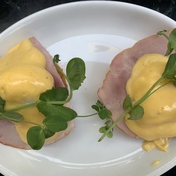 Pause at Pulitzer - Eggs Benedict - Cafes Near Me - Amsterdam, New Hampshire Pause at Pulitzer - Eggs Benedict - Cafes Near Me - Amsterdam, New Hampshire