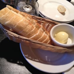 Two Rivers Grill - Oh so yummy fresh hot home made bread!