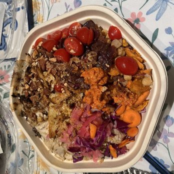 sweetgreen - Healthy Salads, Wraps, and Bowls - Salad Near Me - Costa Mesa, California