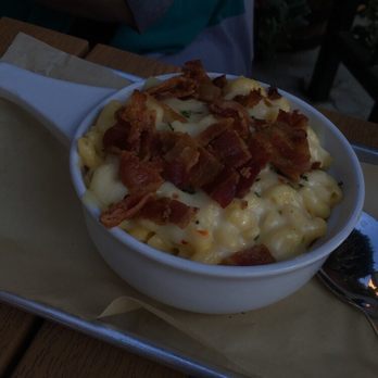 American Grub - The Mac and cheese Tasted weird. My friend ended up taking on bite and giving it to me.. But presentation is good. - Burgers Near Me - Tustin, California