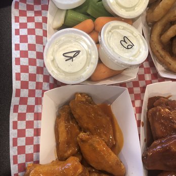 CD's Wings - Westminster - Traditional hot, traditional house BBQ, and fried sampler (onions, shrooms, and zucchini) - Chicken Wings Near Me - Westminster, Colorado CD's Wings - Westminster - Traditional hot, traditional house BBQ, and fried sampler (onions, shrooms, and zucchini) - Chicken Wings Near Me - Westminster, Colorado