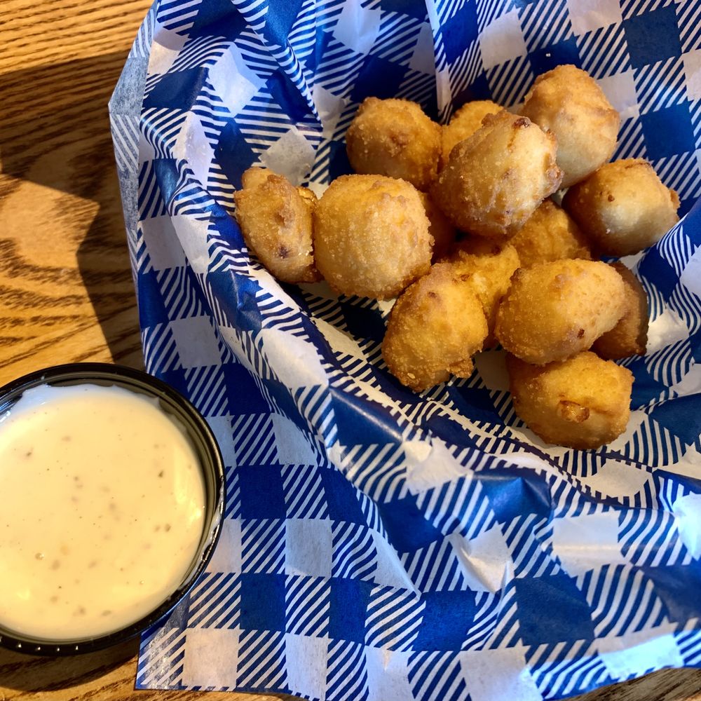 Cracker Barrel Old Country Store - White Cheddar Cheese Bites - American Near Me - Sulphur, Louisiana Cracker Barrel Old Country Store - White Cheddar Cheese Bites - American Near Me - Sulphur, Louisiana