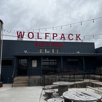 Wolf Pack Woodfired Tavern - Entrance - American Near Me - Sealy, Texas Wolf Pack Woodfired Tavern - Entrance - American Near Me - Sealy, Texas