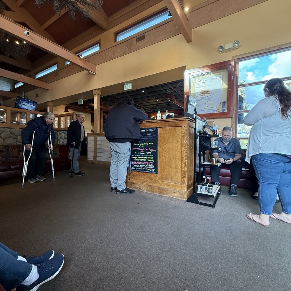 Black Angus Steakhouse - Waiting area - Steakhouses Near Me - Whittier, California
