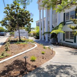 The Shores Post Acute - Main Entrance