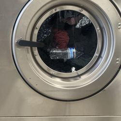 Valley View Laundry Lounge - Just a funny photo of someone who washed a water bottle