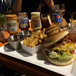 Aklo Cafe - BURGER ! ET 3 SAUCES 100% Belge !