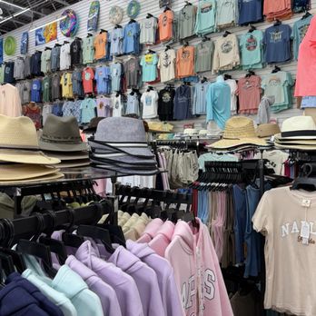Alvin's Island #754 - Souvenir Shops Near Me - Naples, Florida
