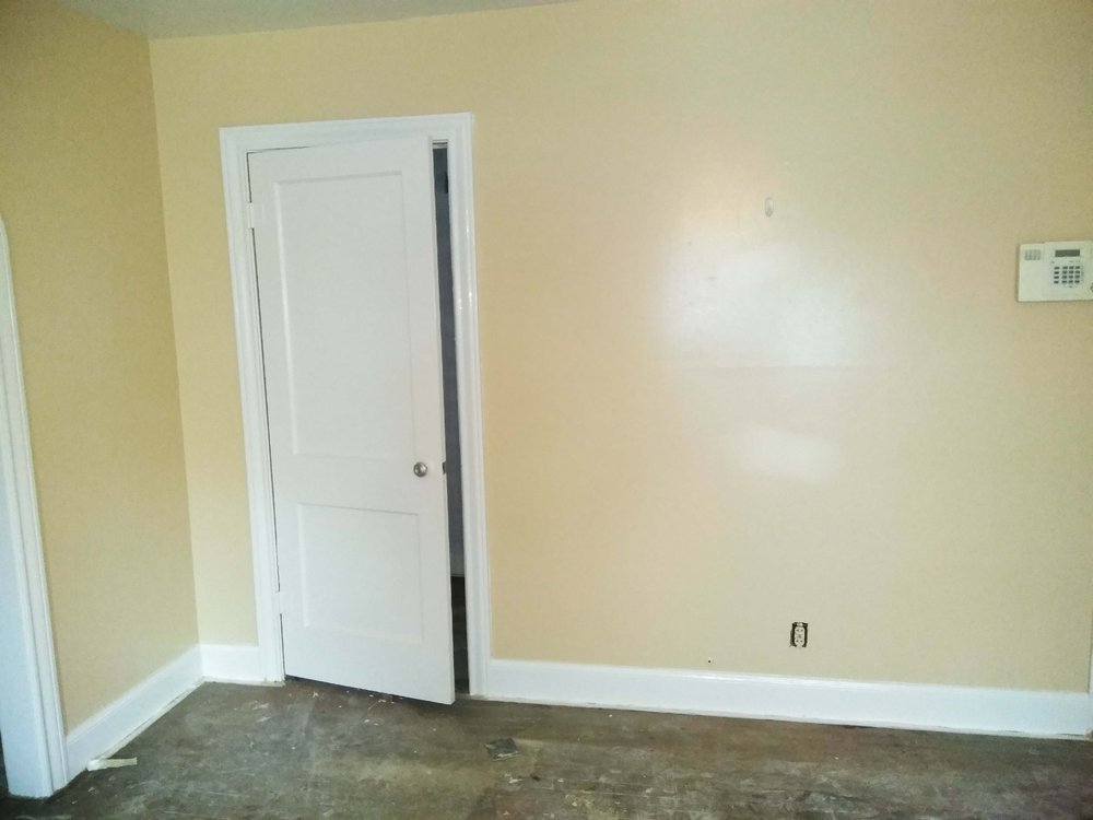 Slide of Anthony's Roofing Solutions