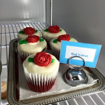 The Cup Cakery - a tray of cupcakes - Bakeries Near Me - Owensboro, Kentucky The Cup Cakery - a tray of cupcakes - Bakeries Near Me - Owensboro, Kentucky