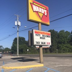 Ward's Chili Cheese Burgers - Franchises are only in Mississippi......I think.