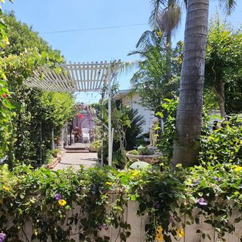 The Classic Cafe - Back patio entrance - Coffee & Tea Near Me - Fullerton, California