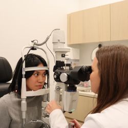 Village Eyecare - Hyde Park - Best eye exams in Chicago