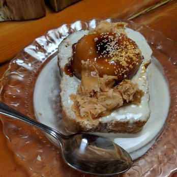Cabane à Sucre Au Pied de Cochon - Baked apple - Canadian (New) Near Me - Mirabel, Quebec Cabane à Sucre Au Pied de Cochon - Baked apple - Canadian (New) Near Me - Mirabel, Quebec
