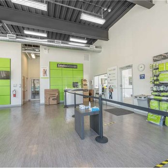 Extra Space Storage - Interior Units - Self Storage Near Me - Brooklyn, New York