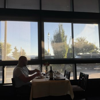 El Gaucho Vancouver - Windows to waterfront - Steakhouses Near Me - Vancouver, Washington El Gaucho Vancouver - Windows to waterfront - Steakhouses Near Me - Vancouver, Washington