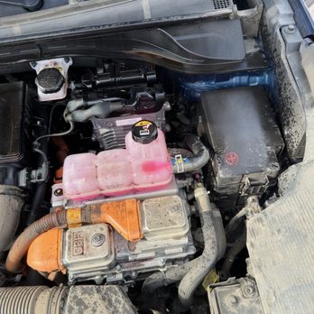 Firestone Complete Auto Care - Temp coolant leak prior to taking to Firestone - Auto Repair Near Me - Surprise, Arizona