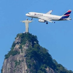 De Souza Transportation - International travel