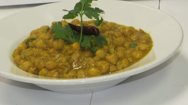 Raavi North Indian Cuisine by null