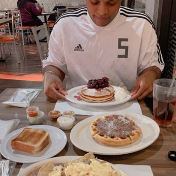 Pancake Place - My baby had pancake and waffle. I had steak. - Breakfast & Brunch Near Me - Tijuana, BCN