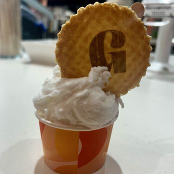 Gelatissimo - Single scoop lemon sorbet - Gelato Near Me - Newport Beach, California