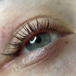 Lash lift & tint