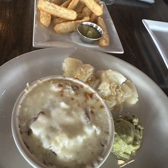 Mojitos - Forum - Black Bean Casserole & yuca fries - Cuban Near Me - Peachtree Corners, Georgia