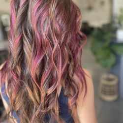 The Parlour - Pops Keepin' Her Highlights