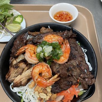 Pho Tan - Combination Vermicelli - Vietnamese Near Me - Poway, California Pho Tan - Combination Vermicelli - Vietnamese Near Me - Poway, California