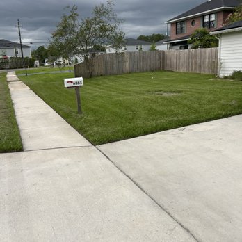 Lawn Geekz - Landscaping Near Me Lawn Geekz - Landscaping Near Me
