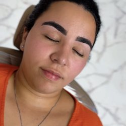 By Jan Areiza Esthetic - Results of Henna & Waxing
