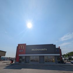 McDonald's - Exterior