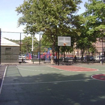 Marble Hill Playground - Parks Near Me - New York, New York