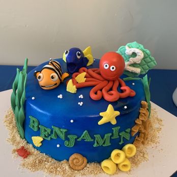 Simply Delicious by Meri - Closer look to the Dory Theme Cake. Incredible colors and design. - Desserts Near Me Simply Delicious by Meri - Closer look to the Dory Theme Cake. Incredible colors and design. - Desserts Near Me