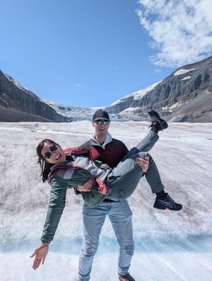 Columbia Icefield by null