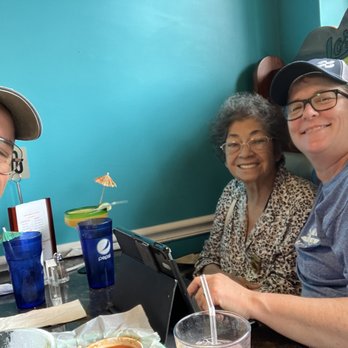 Los Chamacos Mexican Restaurant - Mexican Near Me - Arlington, Virginia
