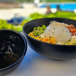 Penha Longa Resort - Poké by the pool