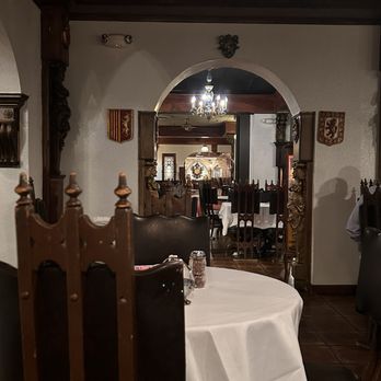 Alfio's La Trattoria - Dining area - Italian Near Me - Chevy Chase, Maryland Alfio's La Trattoria - Dining area - Italian Near Me - Chevy Chase, Maryland