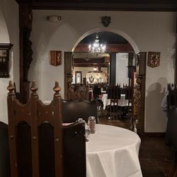 Alfio's La Trattoria - Dining area