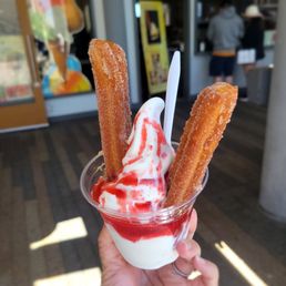 Churro Sundae with strawberry Churro Sundae with strawberry