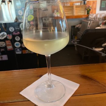 10 Twenty Five - Moscato ! - New American Near Me - Cape Coral, Florida