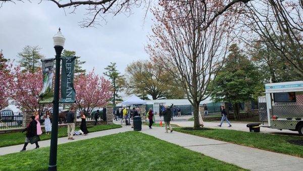 Keeneland Select by null